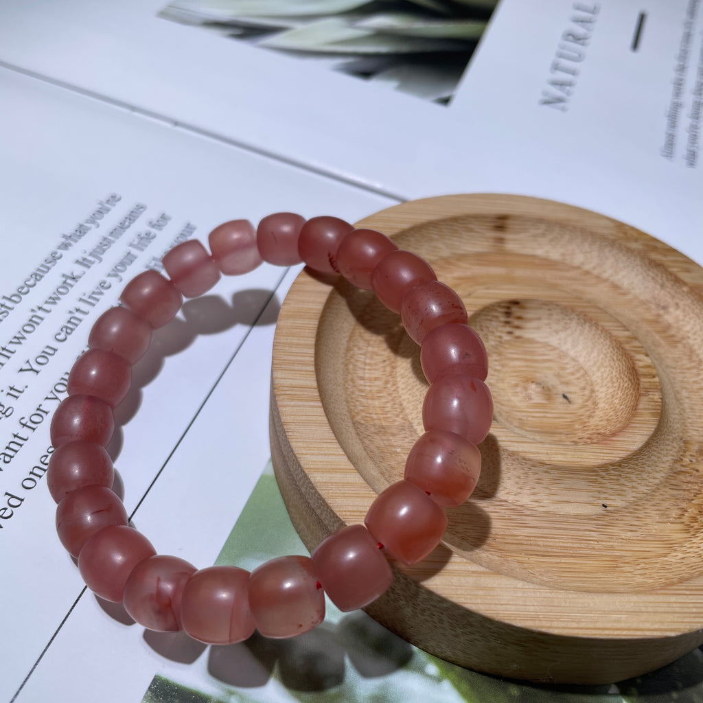 Nanhong Agate High-grade Natural Bracelet for Womens